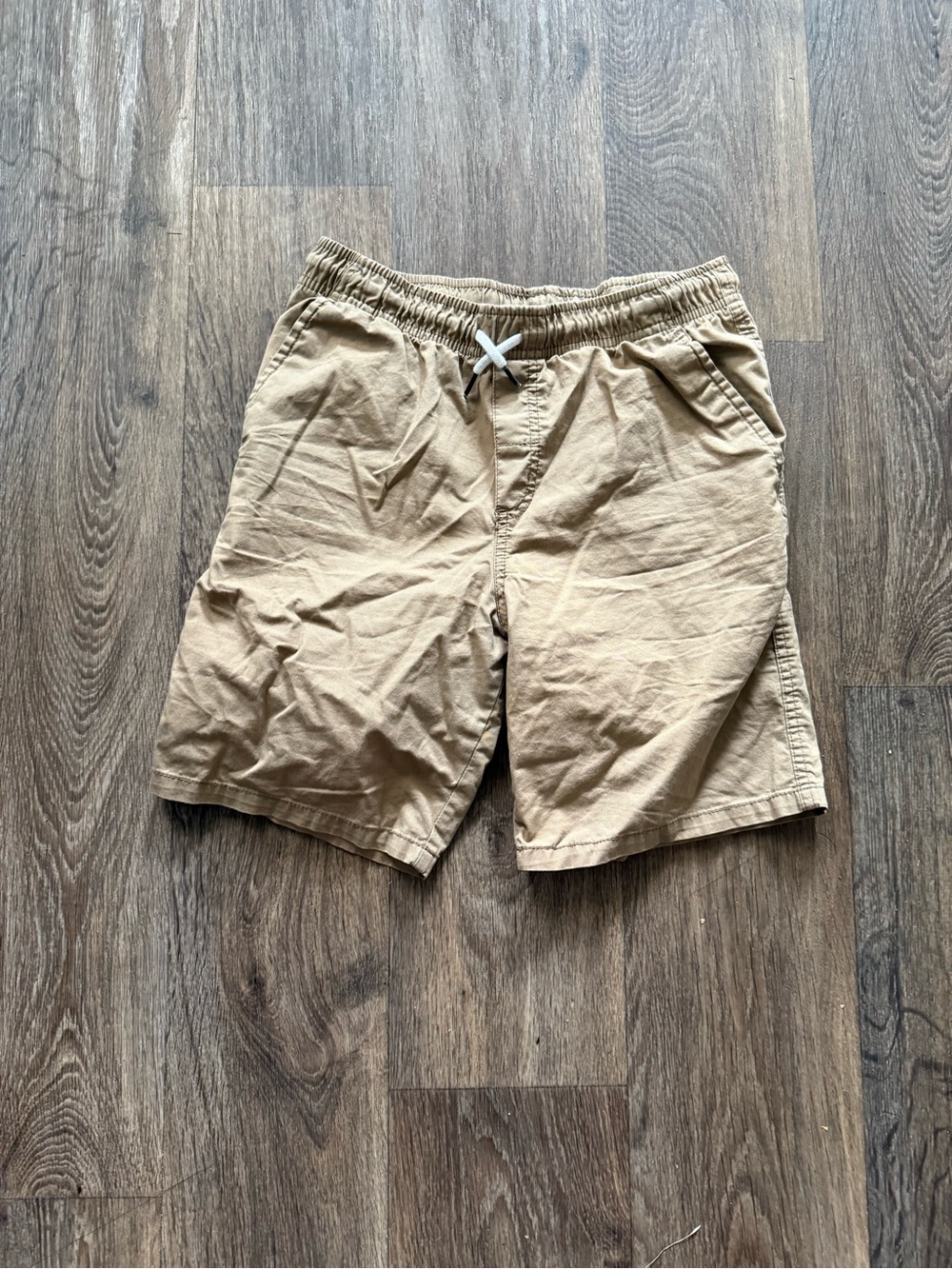 Cat & Jack Men's Drawstring Shorts in Tan